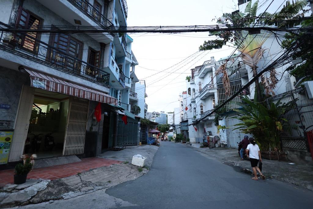 Chính chủ bán nhà 2 tầng thông phạm văn bạch, quang trung 90m2 chỉ hơn 6 tỷ. quá rẻ