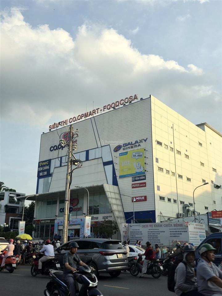 Bán nhà đường thống nhất, xe hơi ngủ nhà, 8,4 tỷ, 95 m2, 4pn, 2 tầng, pháp lý đầy đủ