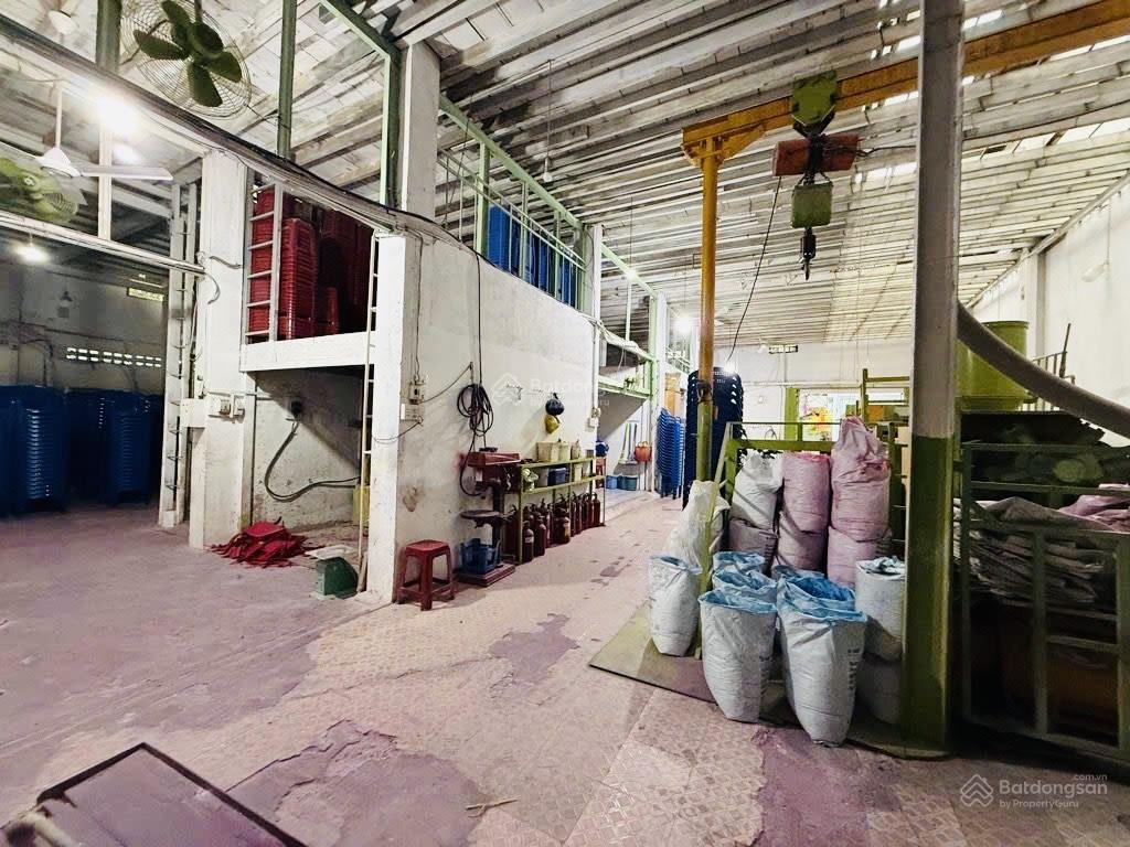 Mặt tiền full thổ cư 309m2 ngang 16m thái phiên ngay bệnh viện q11