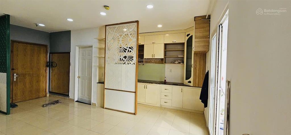 Chủ kẹt cần bán căn hộ 8x giá tốt, shr