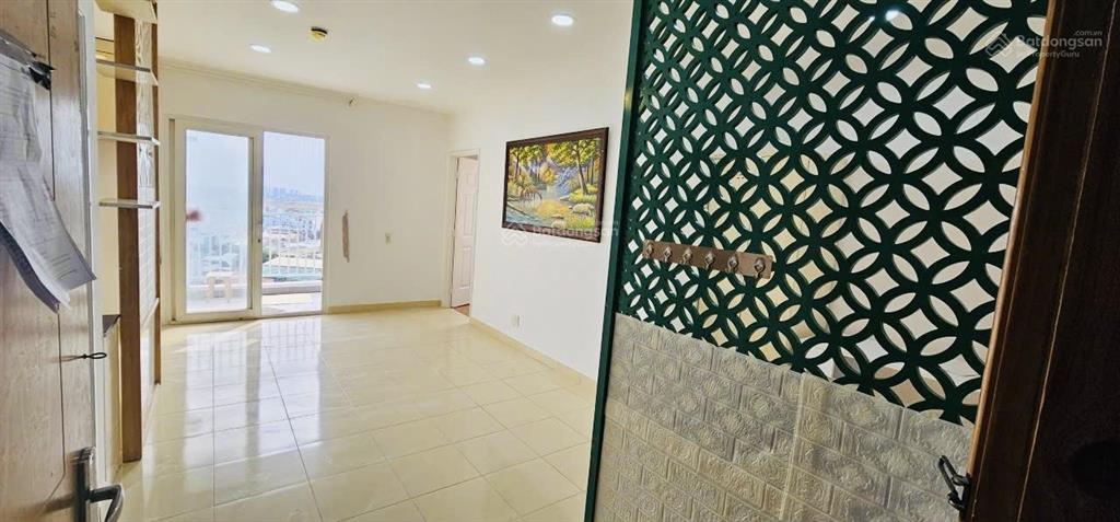 Chủ kẹt cần bán căn hộ 8x giá tốt, shr