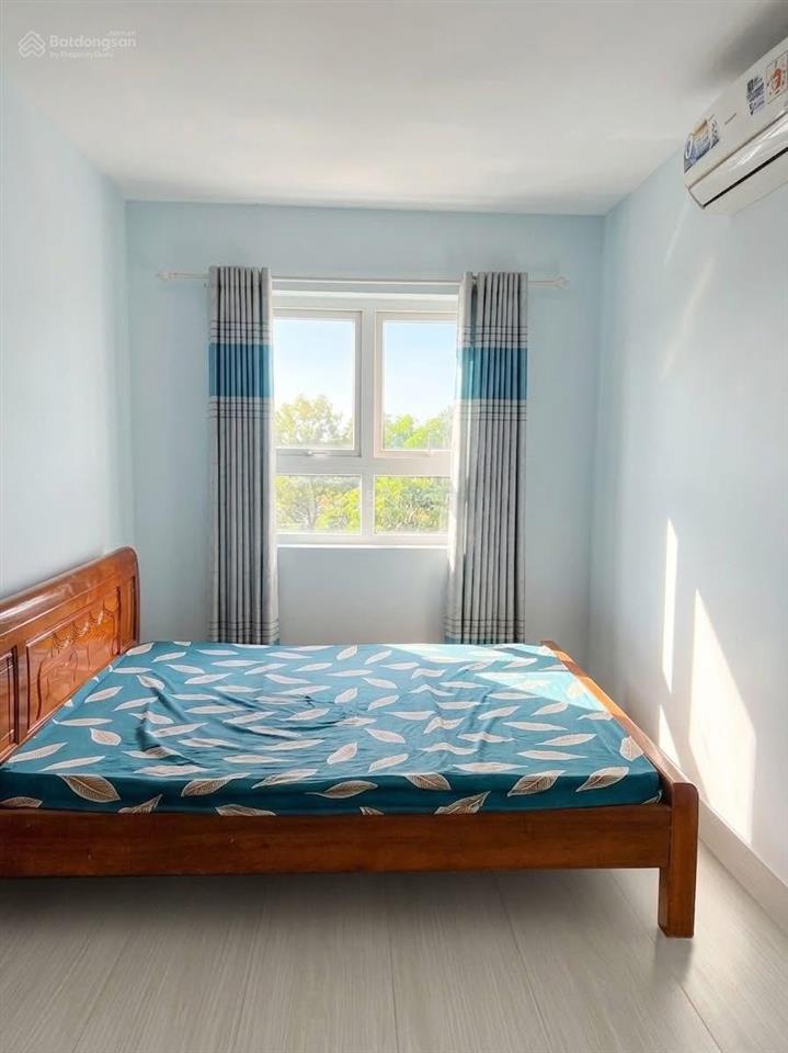 Chính chủ cc 8x đầm sen, 1pn 1wc nhà đẹp, giá hời kv, có sổ hồng, 2,3 tỷ, ngay khu phố ẩm thực