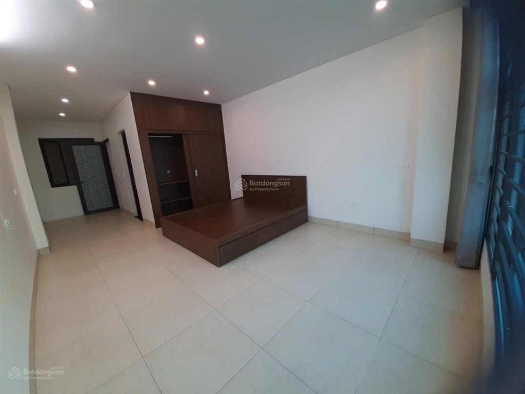 Chính chủ cho thuê nhà mới xây 43m2*5 tầng, ngõ thông, ô tô tải đi lại, đường đan khê, hoài đức