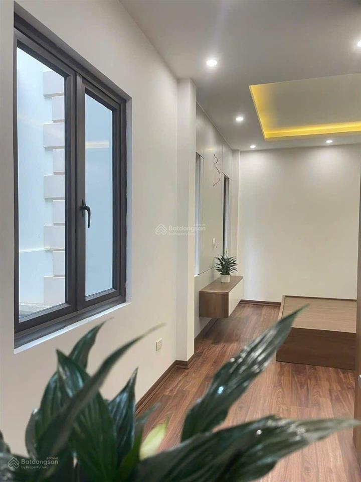 Nhà mới 6.98 tỷ, dt sổ 30m2, 5 tầng, 3 ngủ, gần ô tô, phố lụa, vạn phúc, hà đông (ko quy hoạch)