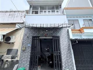 Cần bán gấp nhà ở quận bình chánh  gần bến xe quận 8