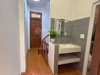 Nhà 2 mặt thoáng ngay chợ ngô quyền, đà lạt