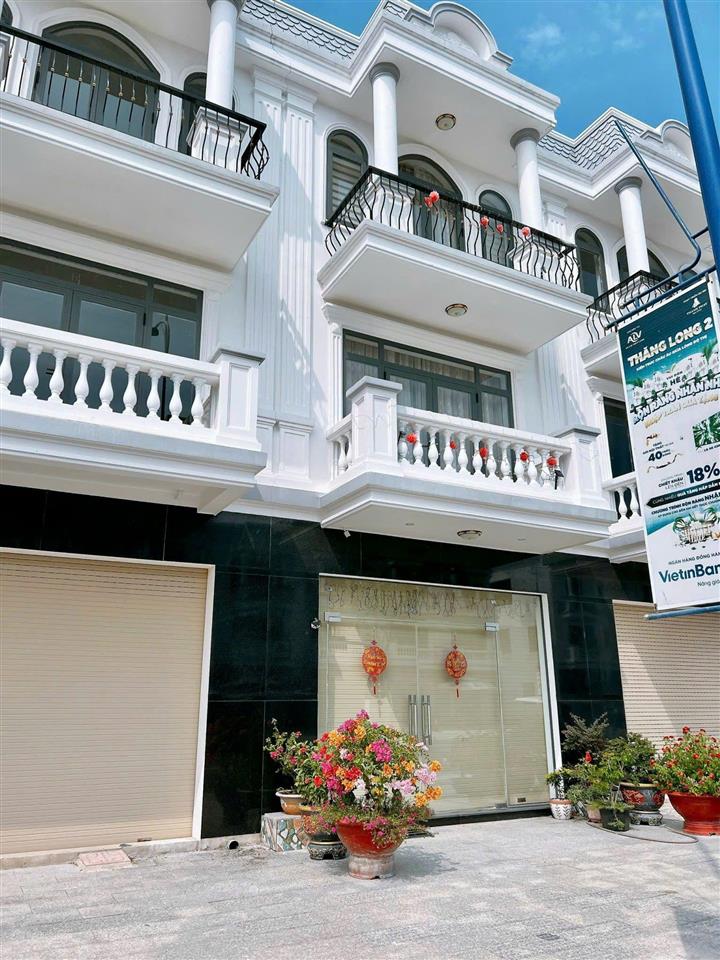 Bán shophouse 80m2 tại thăng long central city, giá cực chất 3,4 tỷ vnd