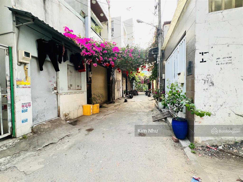 Đất tặng nhà sẵn thu nhập 7.5tr  hẻm ô tô 7 chỗ  dt 50m2 ngay dh nông lâm sát ga metro