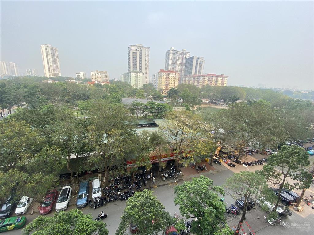 Chung cư căn góc hướng đông  view hồ linh đàm  chỉ nhỉnh 4 tỷ