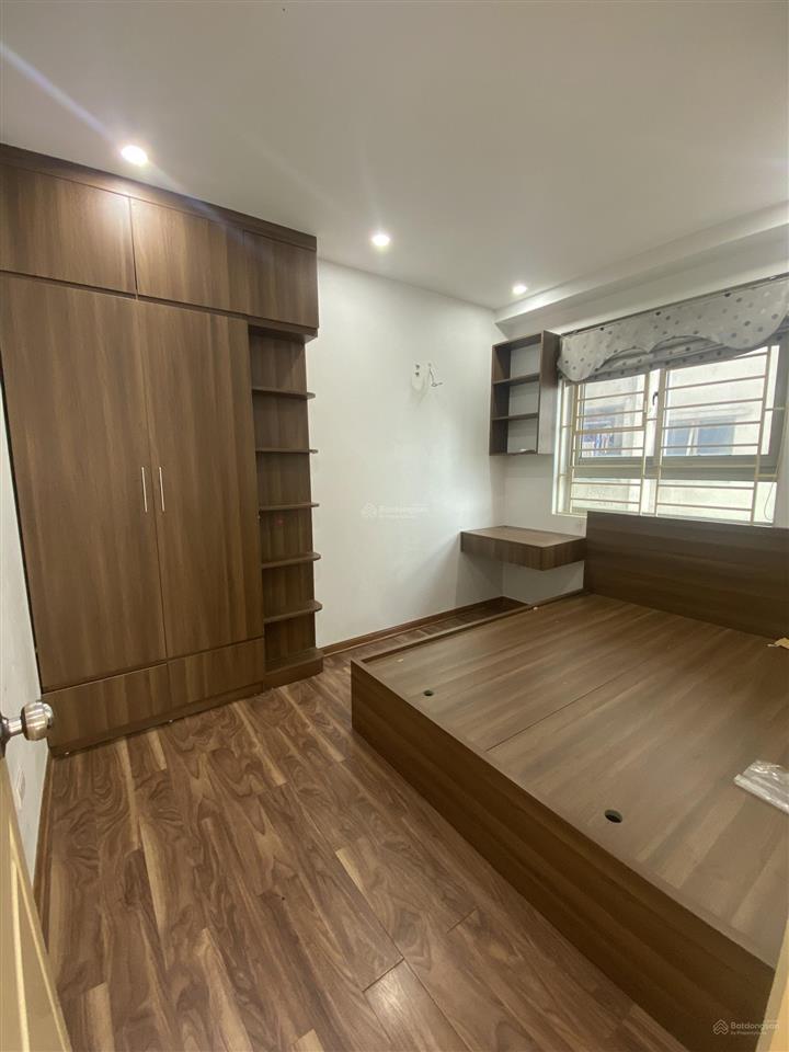 Chung cư căn góc hướng đông  view hồ linh đàm  chỉ nhỉnh 4 tỷ