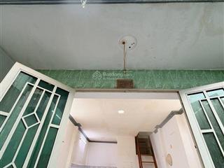 Bán gấp nhà riêng tại tôn đản, 3,45 tỷ, 28,4 m2, giá cực chất