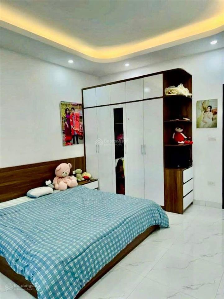 Chính chủ bán nhà đầu đê trần khát chân 45m2 x 4 tầng, mt 4m, giá 7.6 tỷ