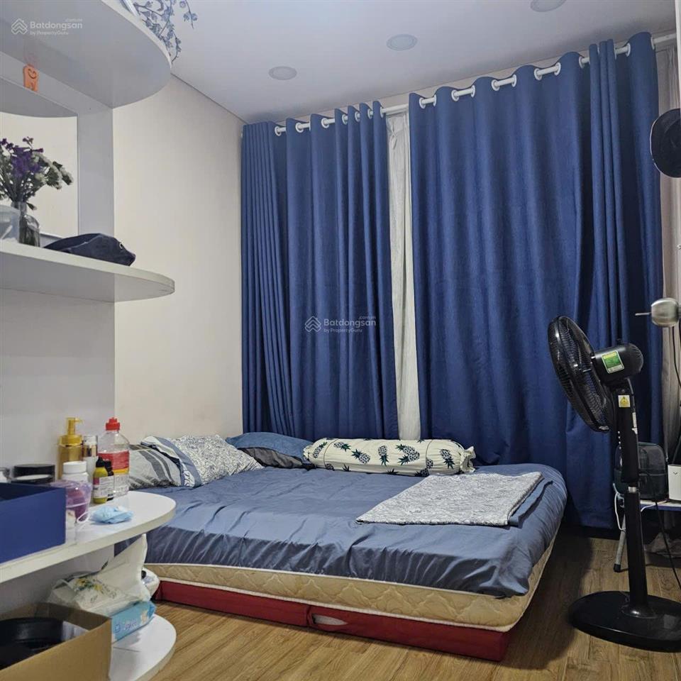 Chính chủ cần bán căn hộ dragon hill 2, 2pn  2wc (71,8m2)  full nội thất cao cấp, sổ hồng sẵn