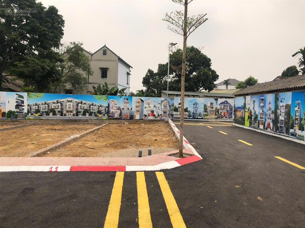 Gia đình tôi cần bán 85m2 đất chương mỹ, hà nội, đường vào đất 2 ô tô tránh nhau, cạnh đường ql21a