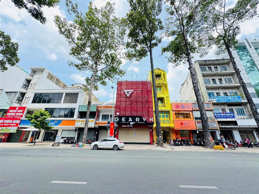 Bán gấp mt ngay trần hưng đạo, quận 1  dt 6x22m (129m2), 5 tầng, hđt 85 triệu, giá 47 tỷ tl