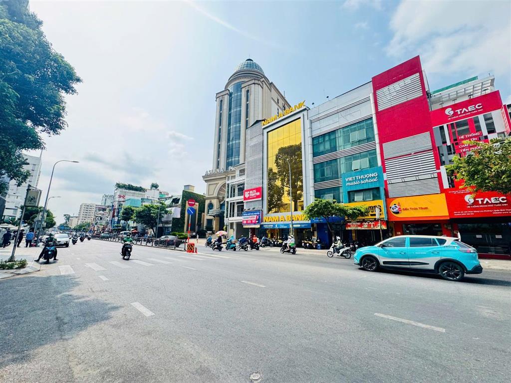 Hàng ngộp chỉ với 206 triệu/m2 sở hữu ngay tòa nhà mt ngay phan đăng lưu, pn (5.5x34m, h8t, 34 tỷ)