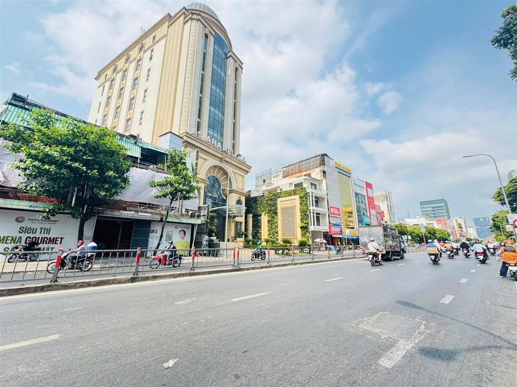 Hàng ngộp chỉ với 206 triệu/m2 sở hữu ngay tòa nhà mt ngay phan đăng lưu, pn (5.5x34m, h8t, 34 tỷ)