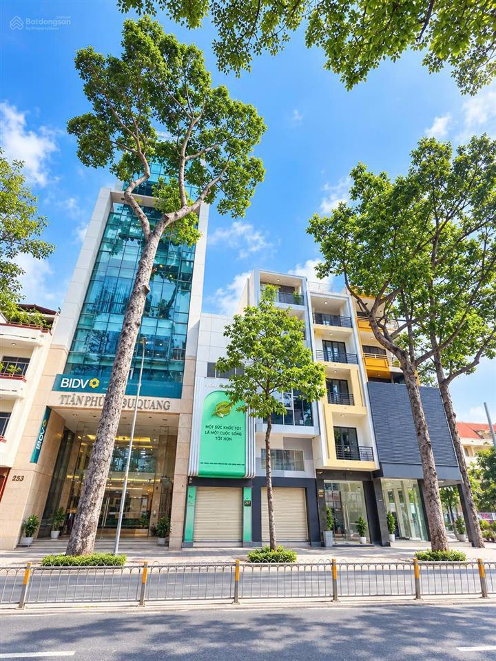 Vị trí cực đẹp ~ mt thương hiệu trần hưng đạo, p2, q5 (4.1x14m, 4 tầng, chỉ 2x tỷ)