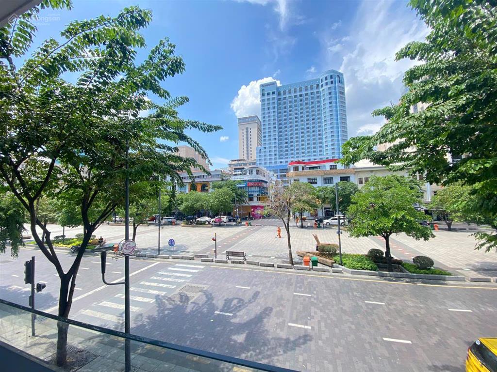 Siêu hiếm  bán nhà đường nguyễn huệ, p. bến nghé, q1. dt 4.3x18m, 4 tầng, 65 tỷ