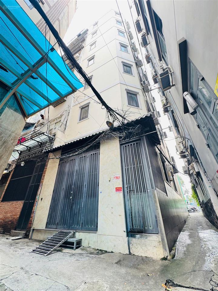 Tòa nhà mới đẹp mt quận 3  dt 6x15m, 8 tầng thang máy 16 phòng, hđt 100 triệu, giá chỉ 3x tỷ