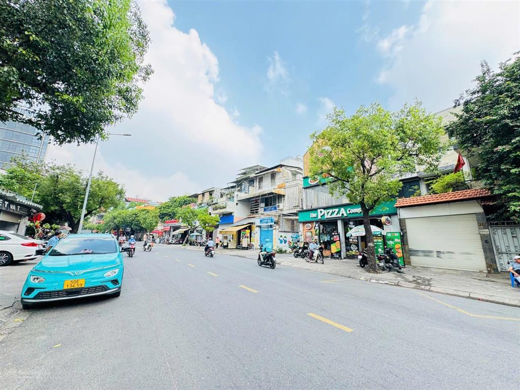Không mua căn này thì mua căn nào  góc 2mt hoàng hoa thám, bt (8x20m, 4tầng, hđt 150 triệu, 5x tỷ)