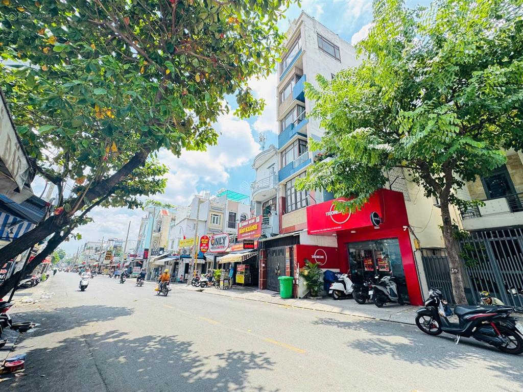 Không mua căn này thì mua căn nào  mt bùi đình túy, q. bình thạnh (4.3x14m, 6 tầng 13p, 19 tỷ)
