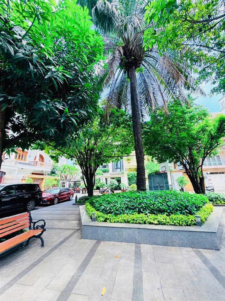 Biệt thự compound khu 284 nguyễn trọng tuyển, q. phú nhuận  dt 8 x 24m, 6 tầng, 50 tỷ