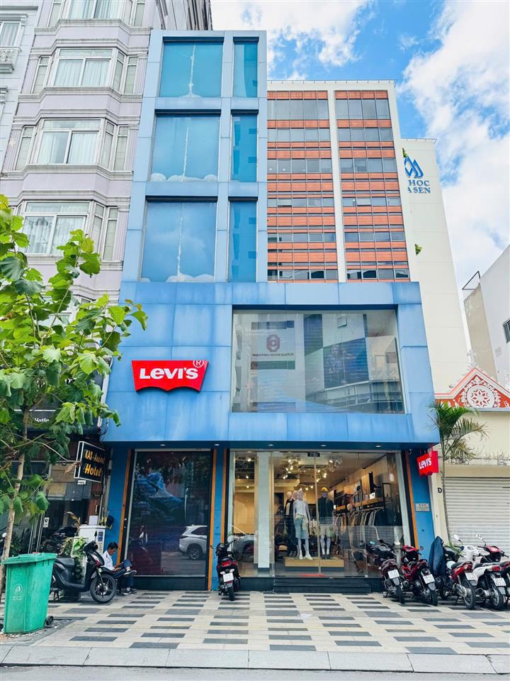 Giá chưa từng có trên thị trường  mt nguyễn trãi, p bến thành, q1  8.2x18m, 5 tầng, hđt 500 triệu