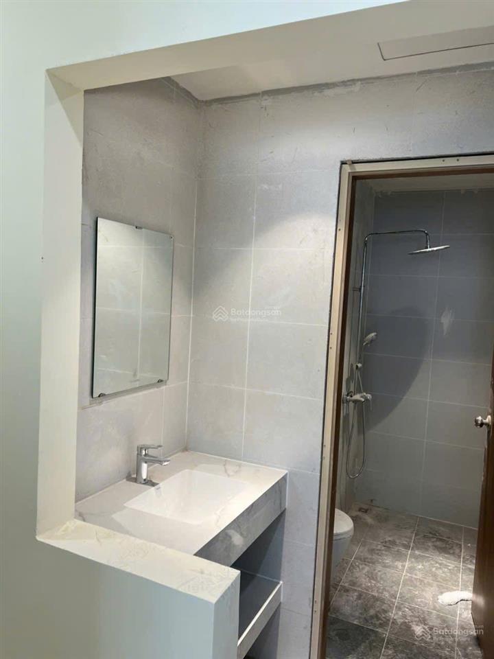 Noxh kho 3 lạc viên  vị trí trung tâm, tầng 3  7 view nhìn ra phố đi bộ giá tốt