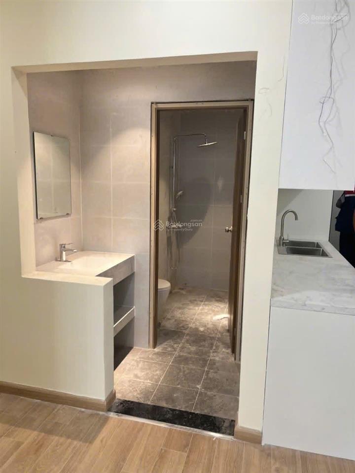 Noxh kho 3 lạc viên  vị trí trung tâm, tầng 3  7 view nhìn ra phố đi bộ giá tốt