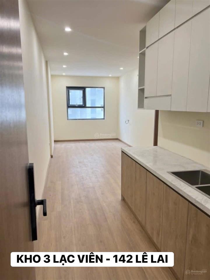 Noxh kho 3 lạc viên  vị trí trung tâm, tầng 3  7 view nhìn ra phố đi bộ giá tốt