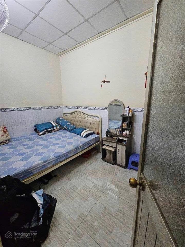 Giảm 500 triệu. giá mới còn 3.7 tỷ! 36m2  2 pn  ô tô 6m  sổ riêng  lê tấn bê  bình tân