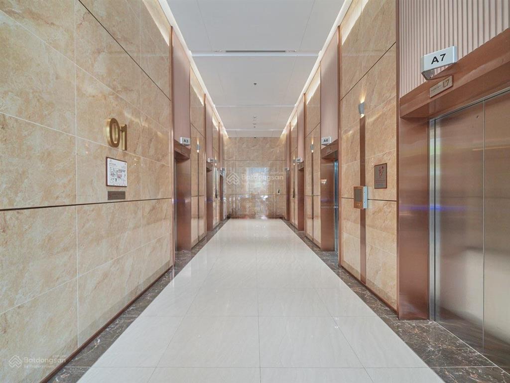 Cho thuê văn phòng toà nhà brg diamond park plaza 16 láng hạ, dt 1900m2 có chia lẻ, full tiện nghi