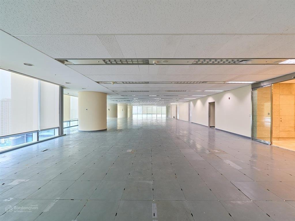 Cho thuê văn phòng toà lotte center hanoi 54 liễu giai, dt 940m2 có cắt nhỏ, giá chỉ 350k/m2/th