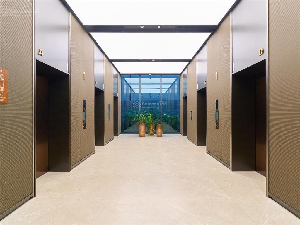 Cho thuê văn phòng toà grand terra 36 cát linh  đống đa, dt 1804m2 có cắt nhỏ, giá chỉ 825k/m2