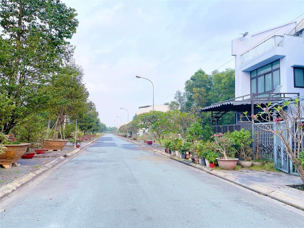 Bán nền thương mại kdc làng sen việt nam