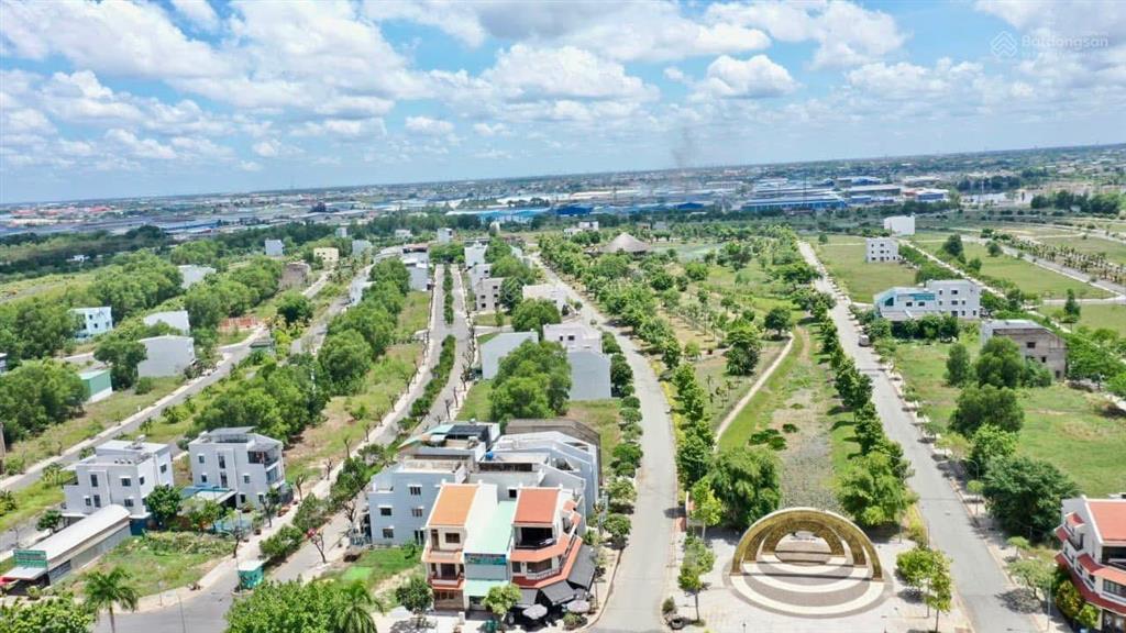 Bán nền thương mại kdc làng sen việt nam