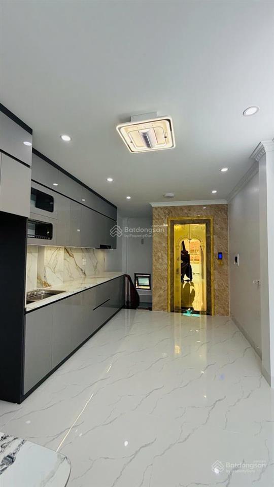 Hoàng văn thái 36m2/5 tầng thang máy chỉ 10.9 tỷ