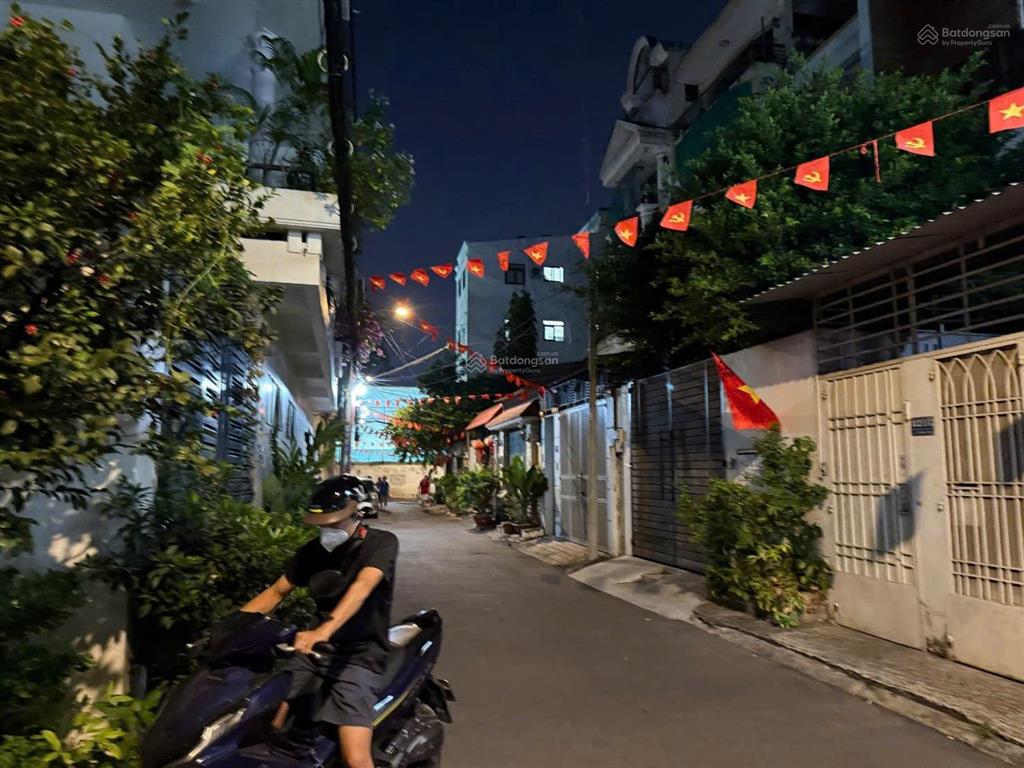 Hxh 5m dương quảng hàm gv. 5.2m x 12m. công nhận 63m2, gpxd trệt + 3 lầu + st. 6.85 tỷ bớt lộc