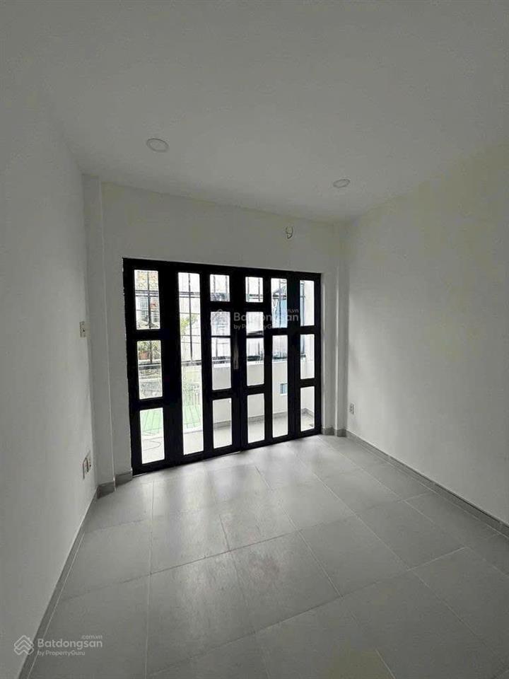 Cho thuê nhà hxh phan văn trị p. 7, gò vấp dt 3.6m x 10m trệt + 2 lầu 3pn 3wc 15tr/th. 0932 170 ***