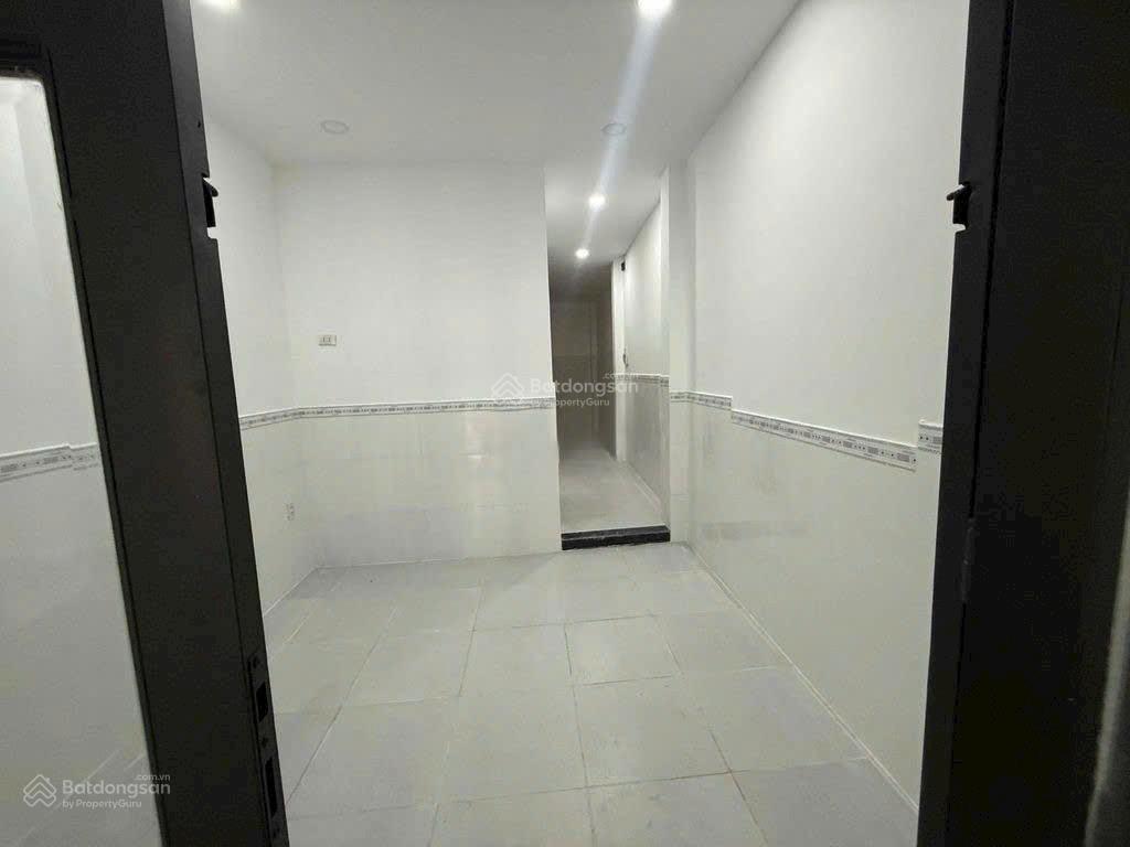 Cho thuê nhà hxh phan văn trị p. 7, gò vấp dt 3.6m x 10m trệt + 2 lầu 3pn 3wc 15tr/th. 0932 170 ***