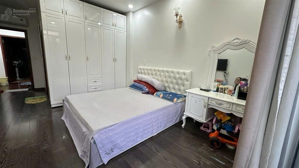 Siêu phẩm mặt tiền kinh doanh hoàng bật đạt tân bình  trệt 4 lầu. full nội thất. giá 28 tr/th
