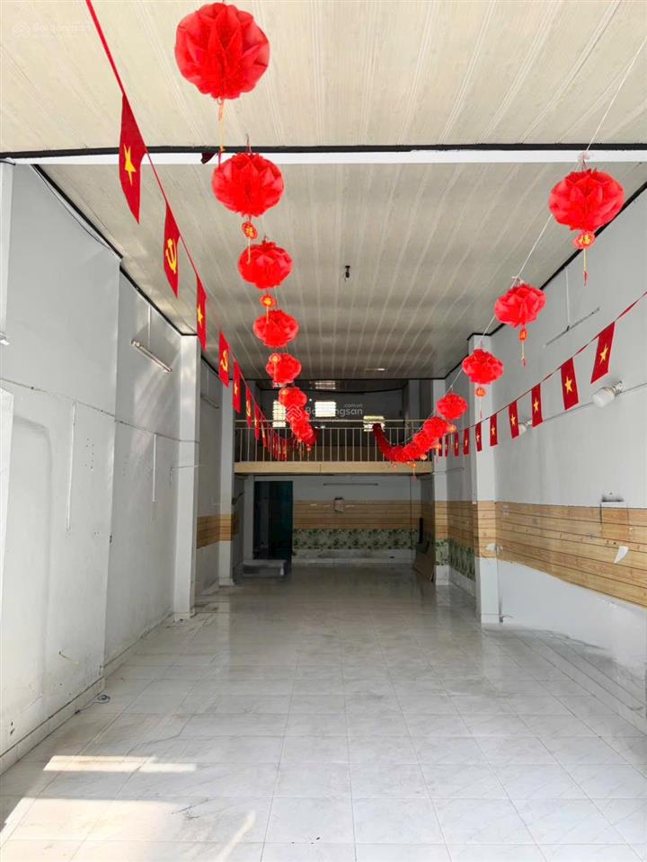 Hẻm 14 nguyễn quang diêu  4x19  cấp 4