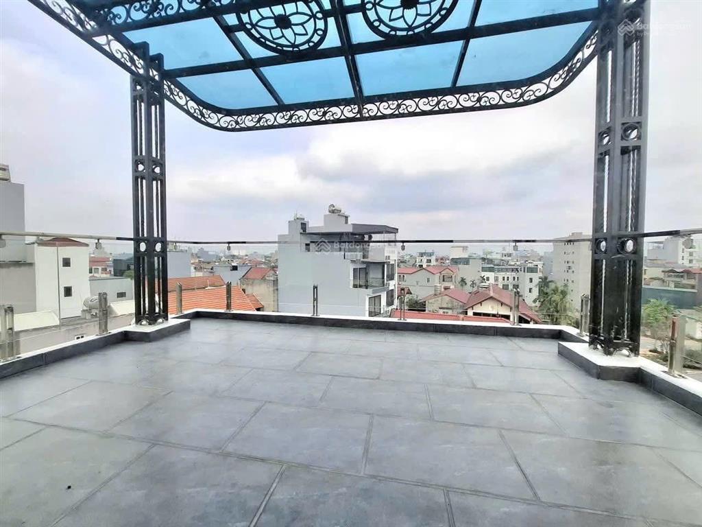 Bán nhà ngọc hà 40m xây 8 tầng thang máy  50m ra phố giá 13,5 tỷ có tl