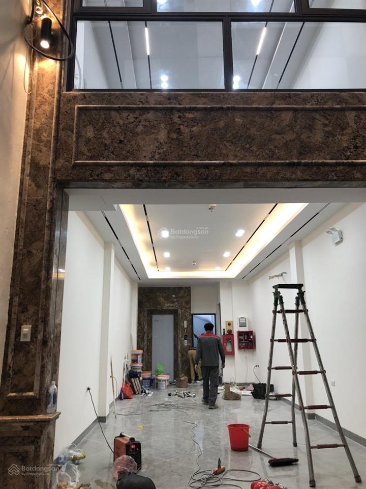 Bán nhà đội cấn 40m xây mới 8 tầng thang máy giá 13.5 tỷ  50m ra mặt phố