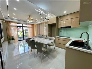 Bán nhà 279 đội cấn 40m xây mới 8 tầng thang máy giá 13.3 tỷ 50m ra đường ô tô tránh