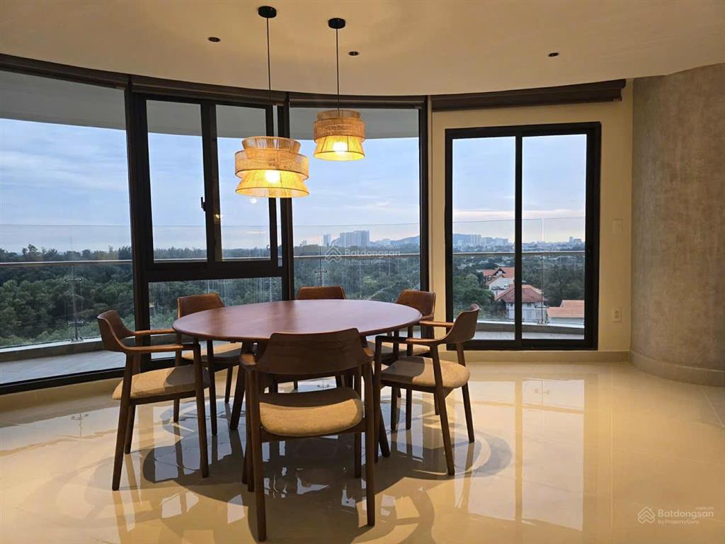 Tôi có căn hộ 3pn,vt gateway cần cho thuê nhanh full nt xinh xắn.  ngay 0909 271 *** ms trinh