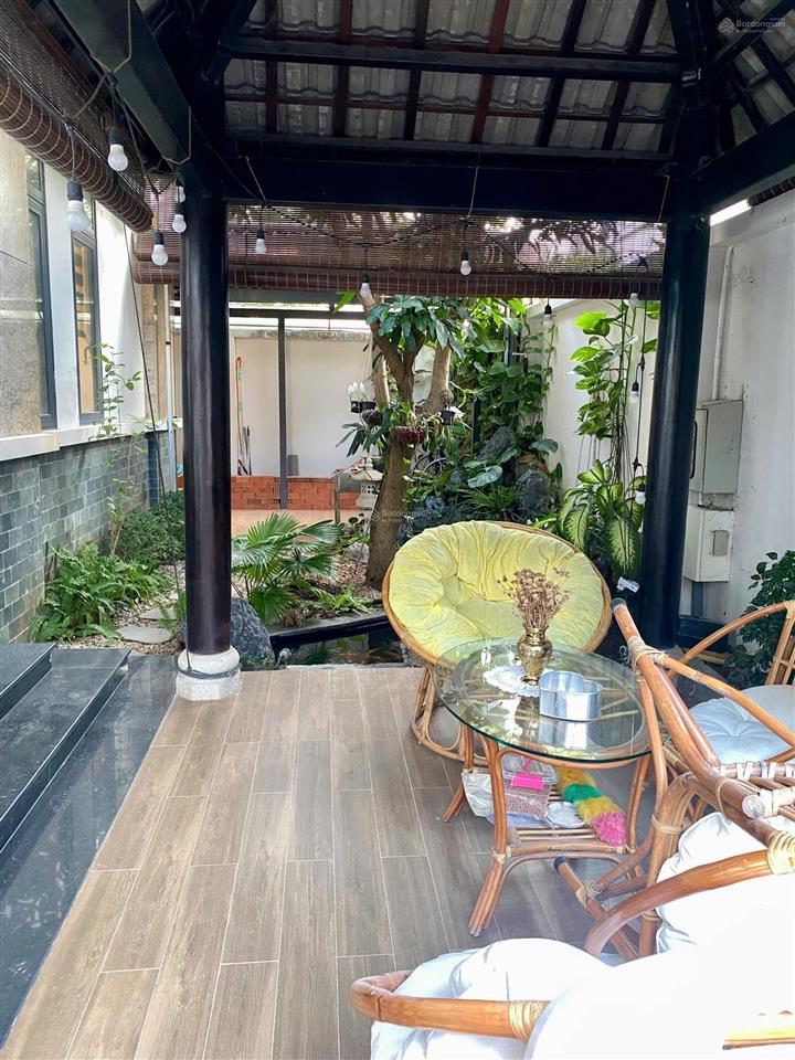 Tôi có căn bt cần bán tại khu đt mới baria city gate full nt sổ hồng, sách cặp vào ở  0909 271 ***