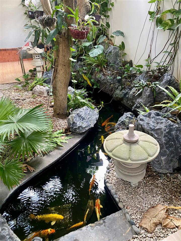 Tôi có căn bt cần bán tại khu đt mới baria city gate full nt sổ hồng, sách cặp vào ở  0909 271 ***