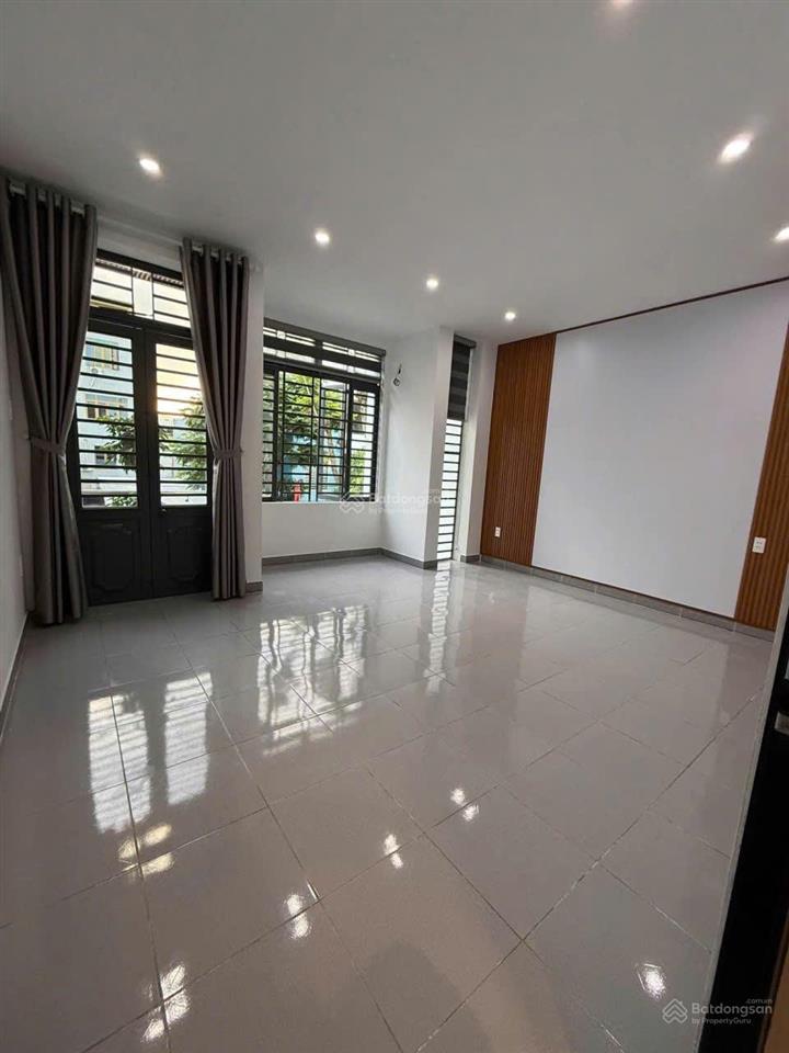 Bán nhà(gần biển)68m23 tầng4pnkd đường2/4 60mvĩnh phước nha trang6ty950tr